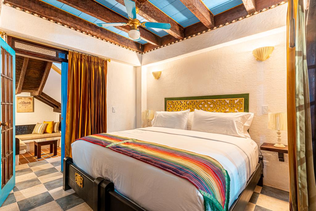 Habitación con cama doble